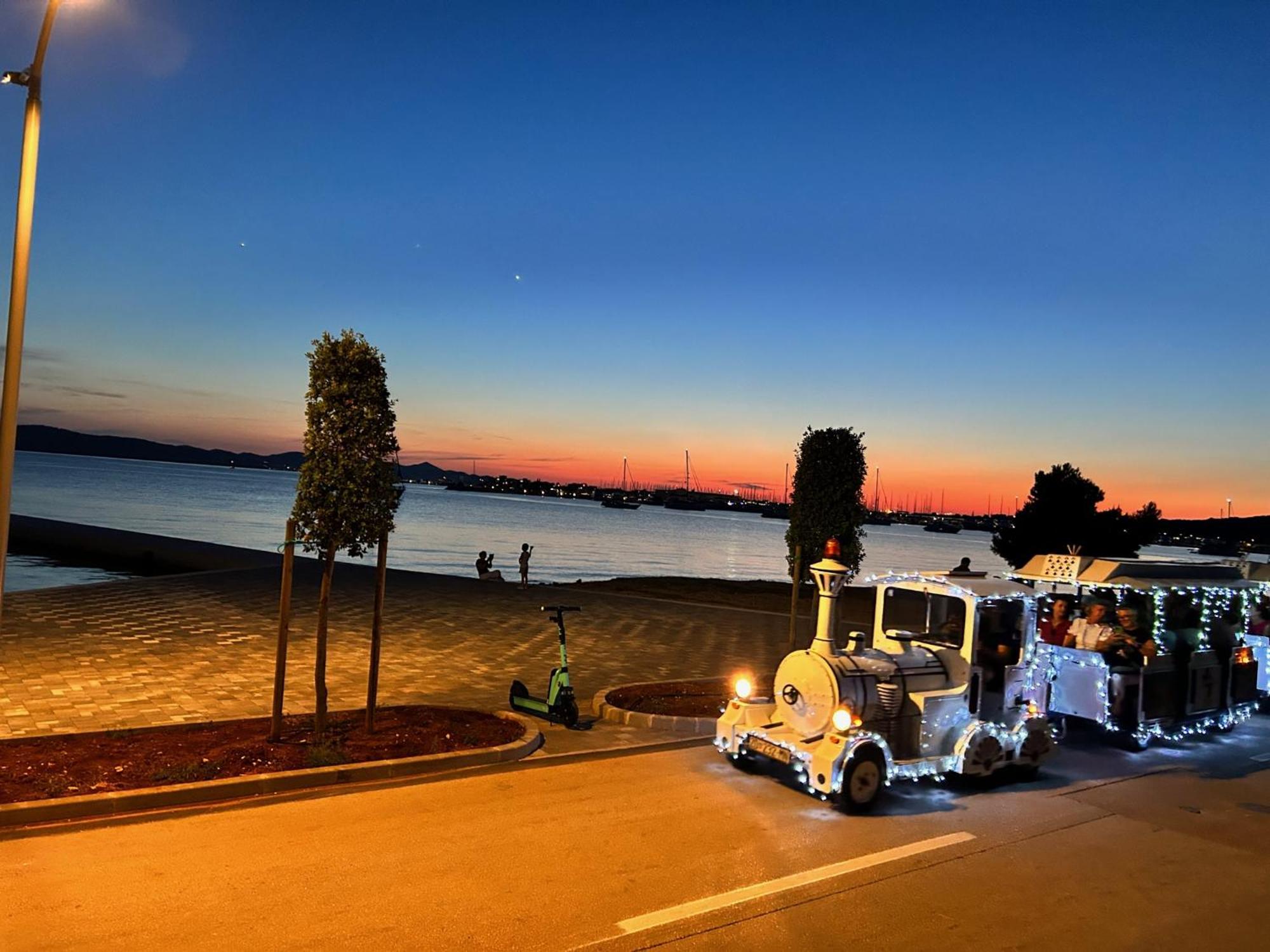 Apartmani Labud Sukošan Exteriér fotografie