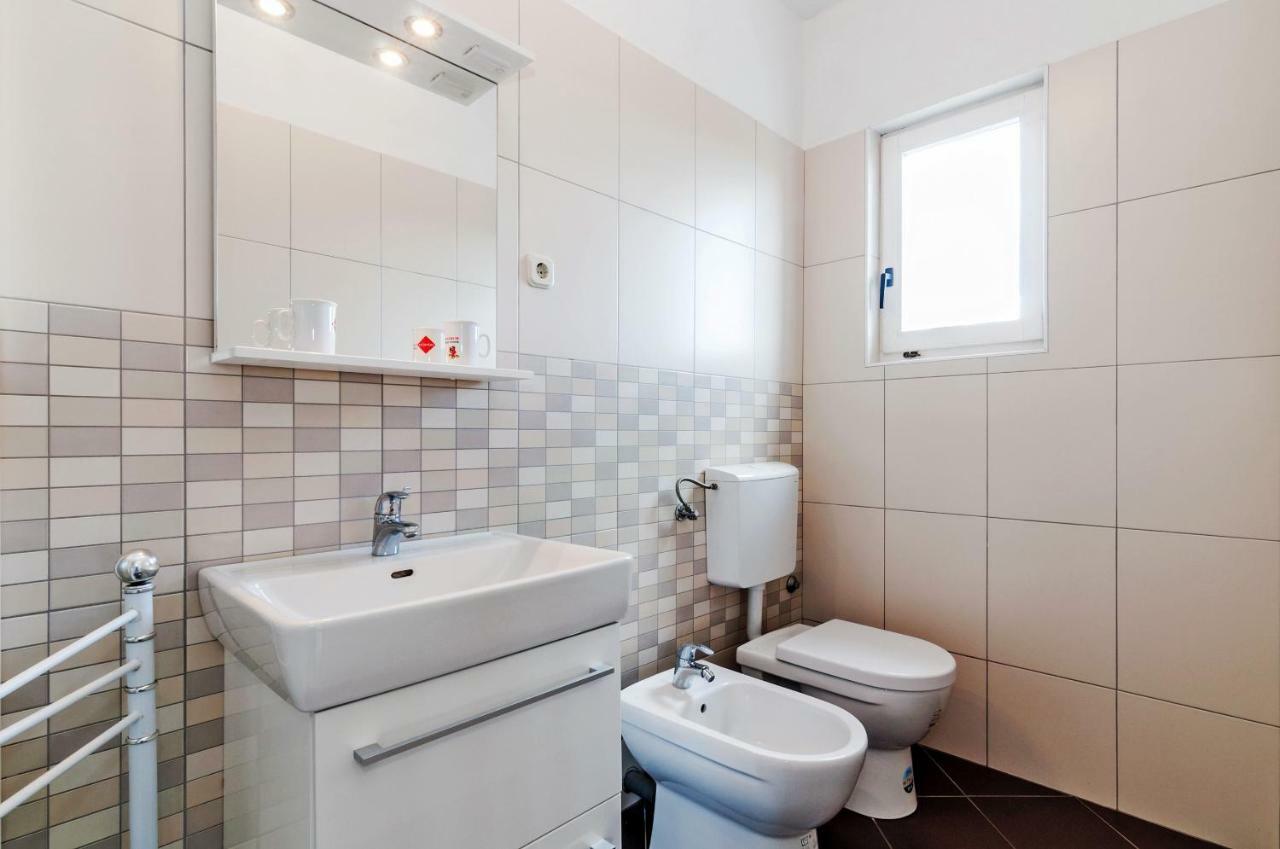 Apartmani Labud Sukošan Exteriér fotografie