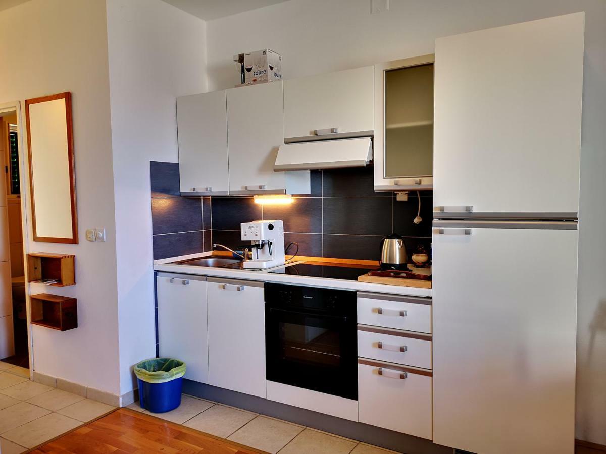 Apartmani Labud Sukošan Exteriér fotografie