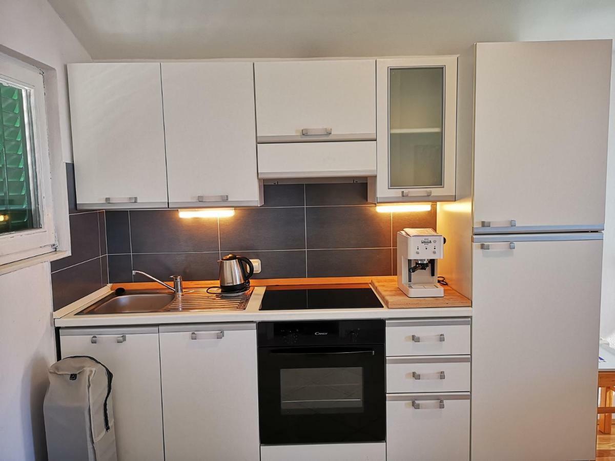 Apartmani Labud Sukošan Exteriér fotografie