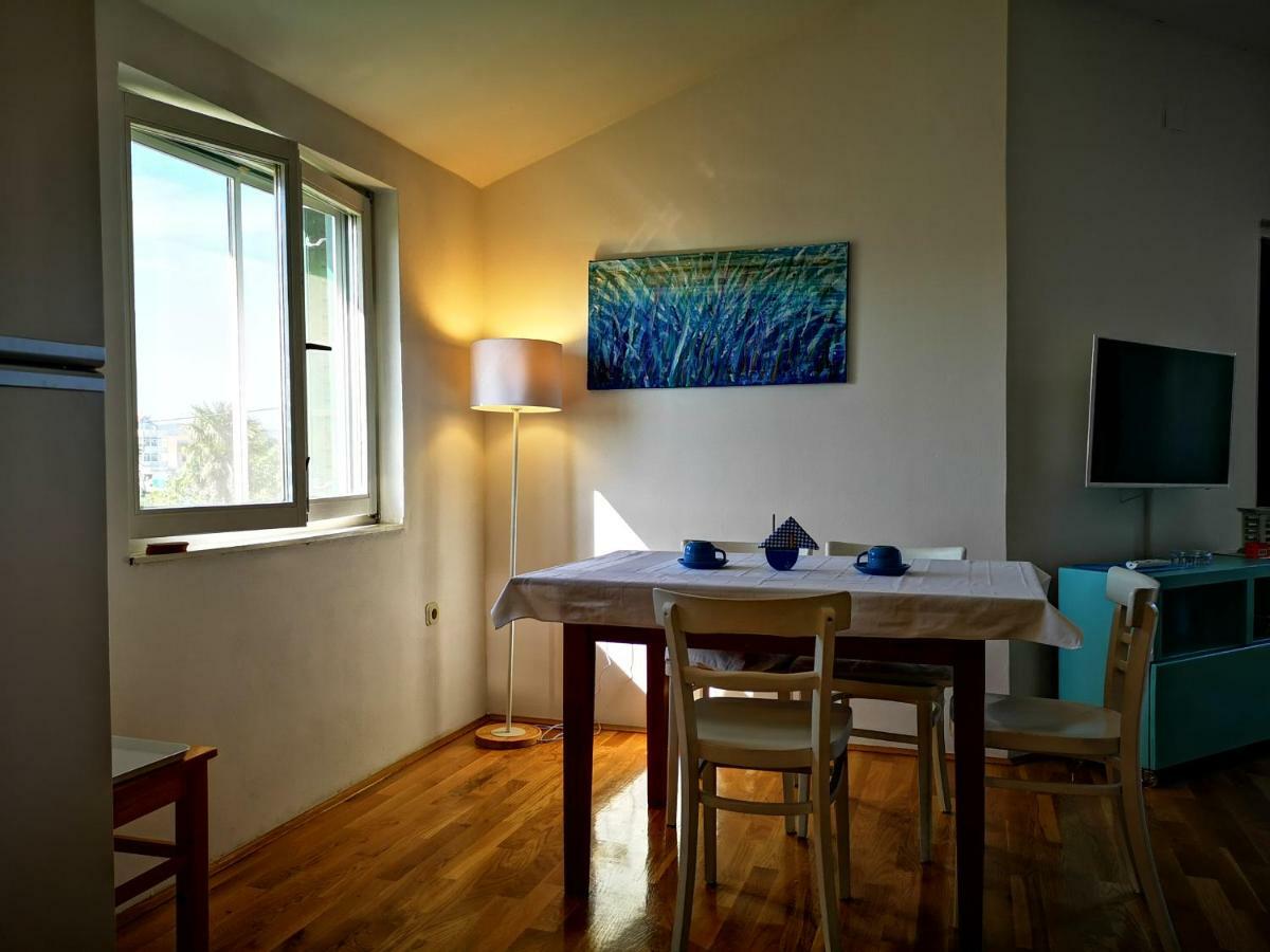 Apartmani Labud Sukošan Exteriér fotografie