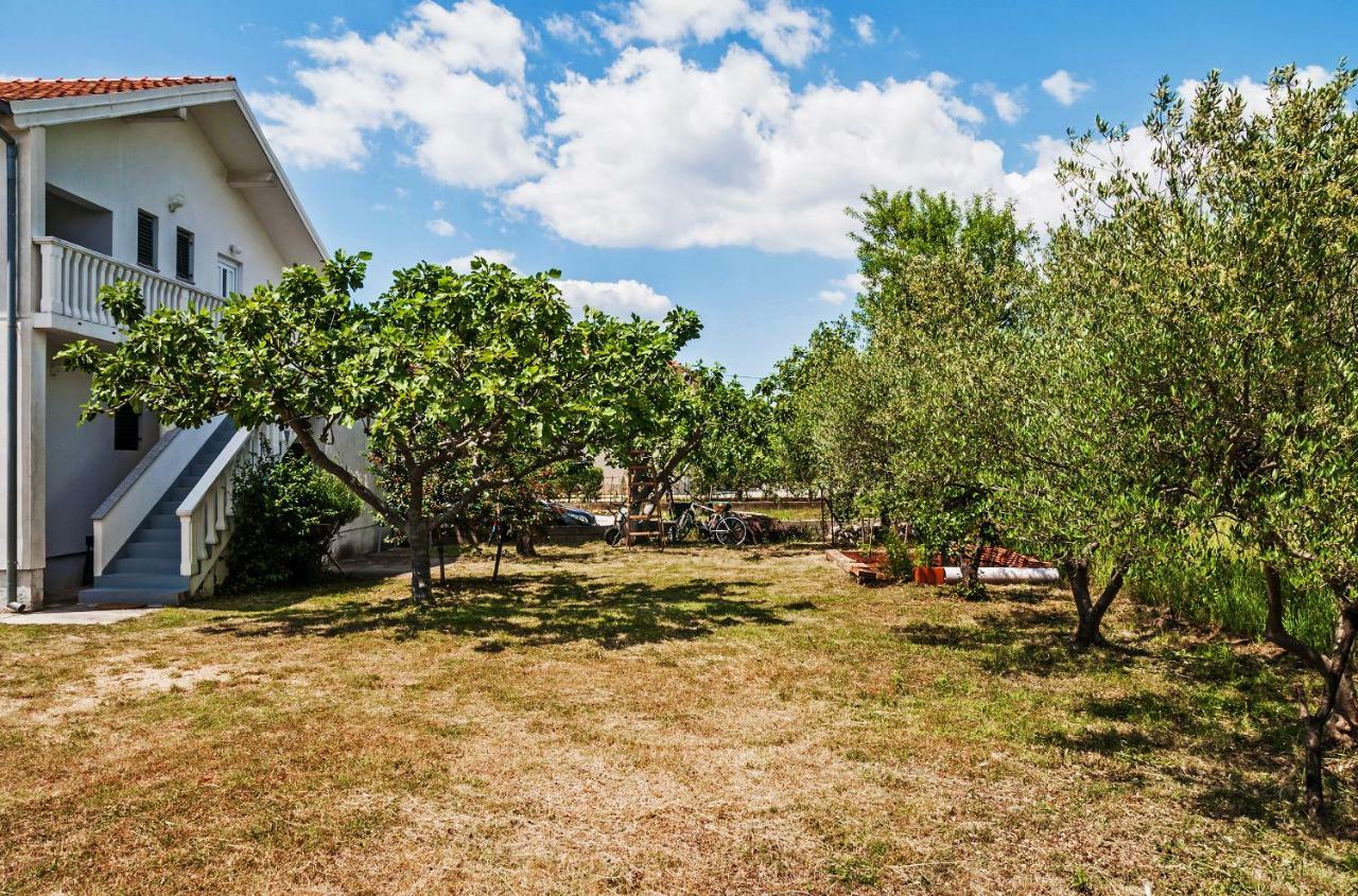Apartmani Labud Sukošan Exteriér fotografie