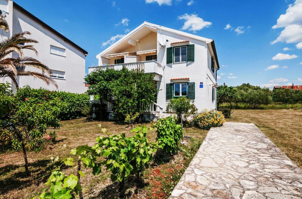 Apartmani Labud Sukošan Exteriér fotografie